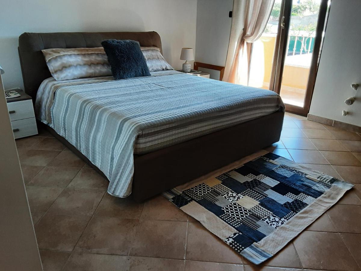 Tre Stelle Bed & Breakfast Porto Torres Bagian luar foto